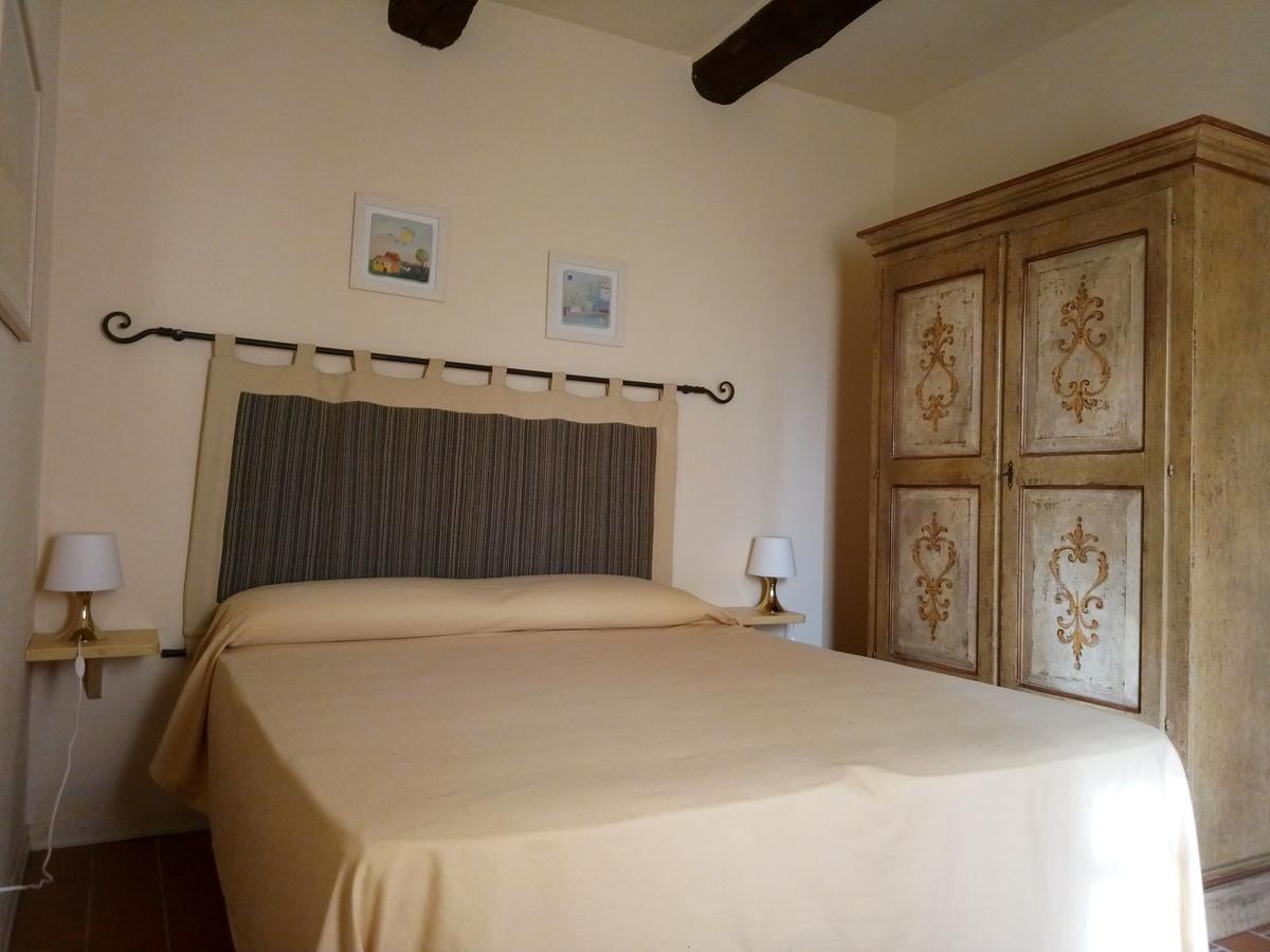 Residence La Contessa กัมปีลยา มาริตติมา ภายนอก รูปภาพ